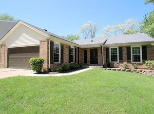515 Green Forest Dr, Fenton, MO 63026