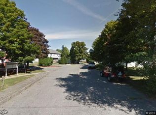 14 Hope Dr, Amesbury, MA 01913