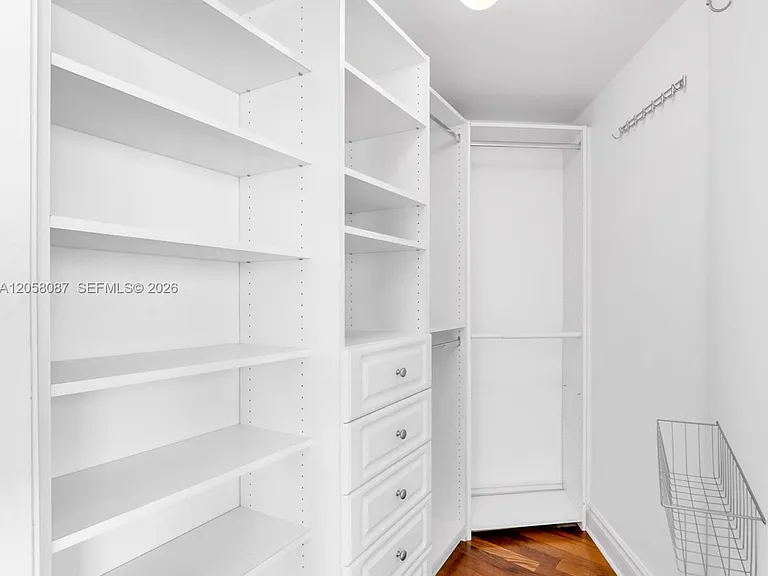 1000 S Pointe Dr #2501 — Photo 24
