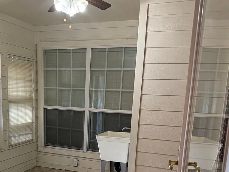 817 Graystone Dr — Photo 25
