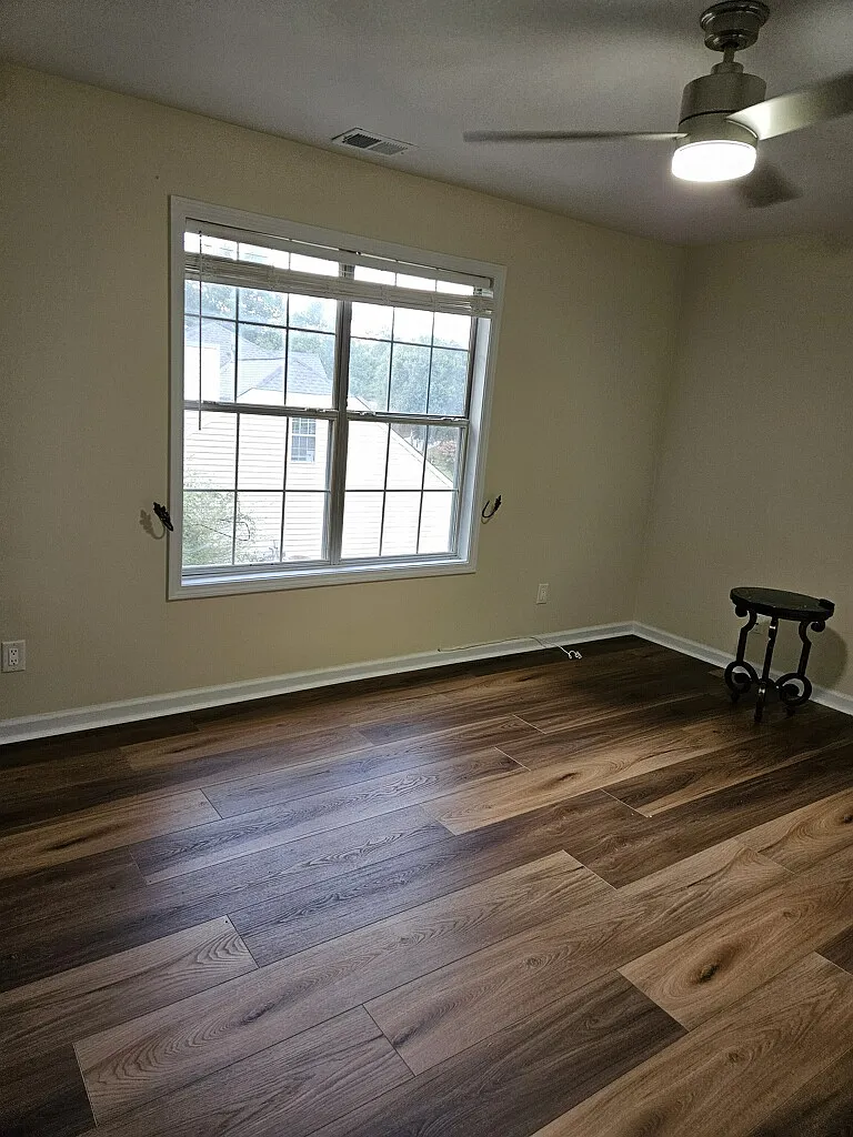 1 bed, 144 sqft, $1,000 — Photo 2