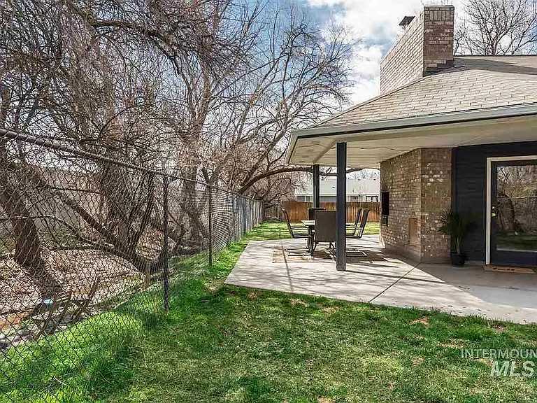 11955 W Driftwood Ct — Photo 24