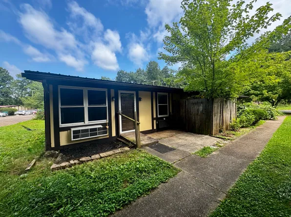5291 Dalewood Dr APT 523, Charleston, WV 25313