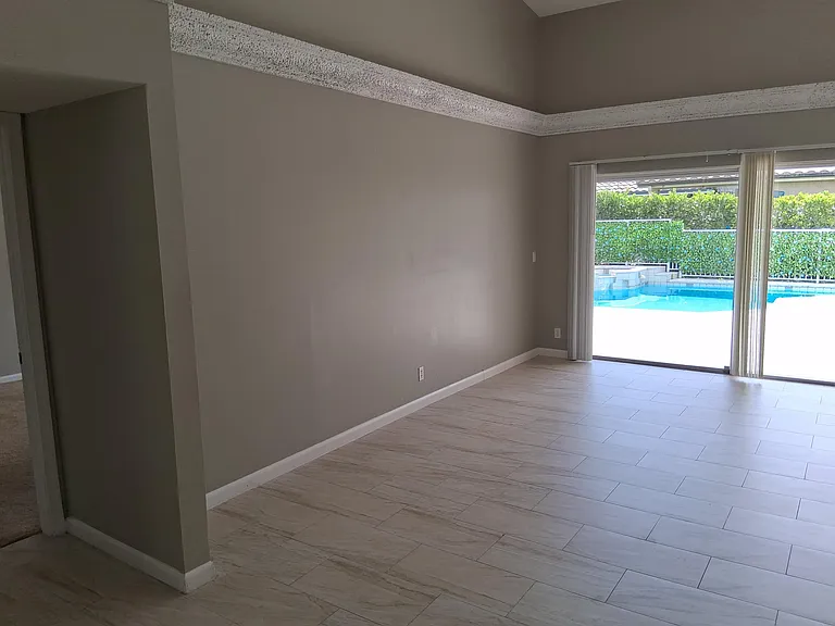 4863 Chardonnay Dr — Photo 13