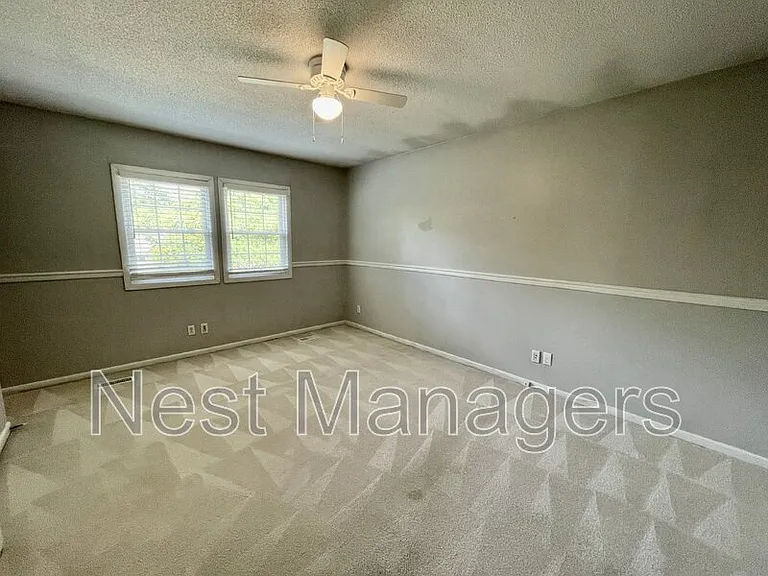 5651 Dodge Dr — Photo 22