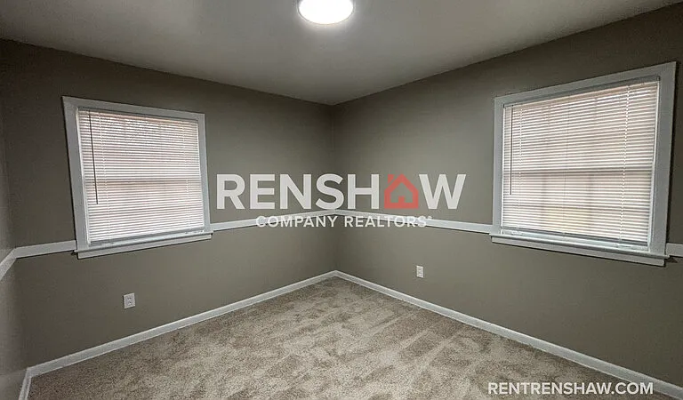 4807 Macon Rd — Photo 10