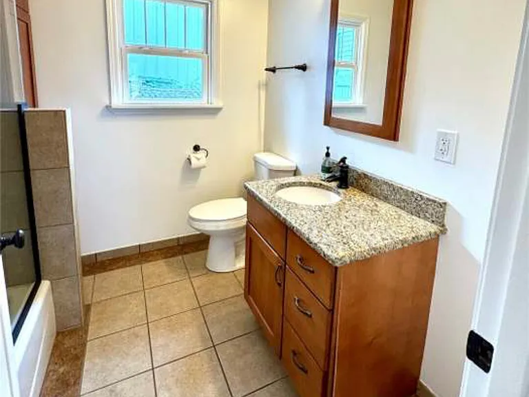 608 N Puget Sound Ave — Photo 6