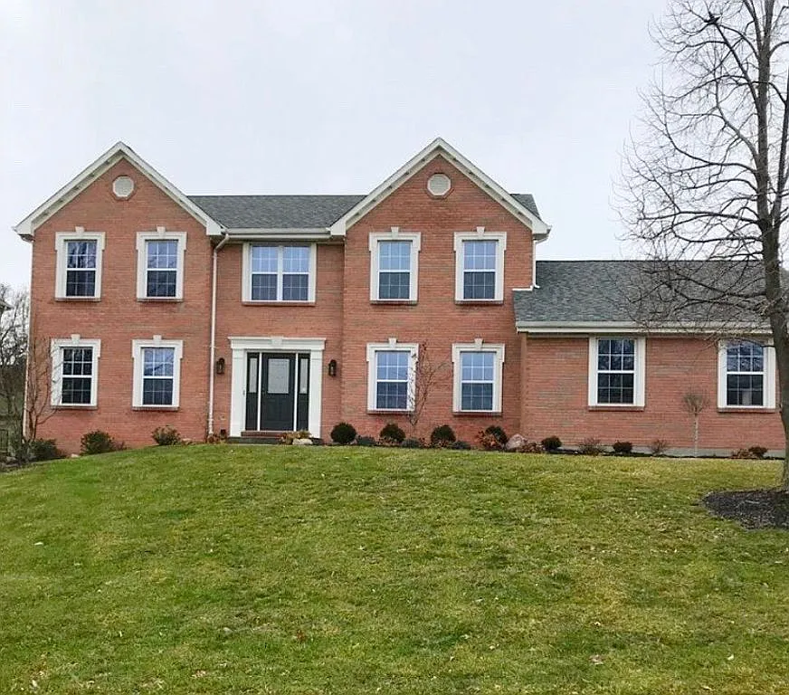 628 Braddock Ct photo 1