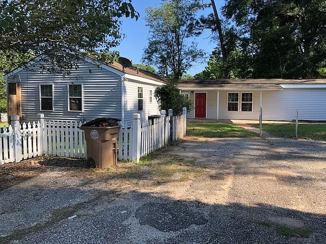 1259 W Bellewood Dr — Photo 24