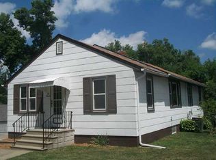 1011 Geil Ave, Des Moines, IA 50315