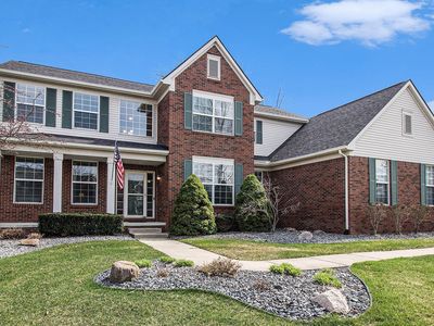 1348 Cartwright Ln, South Lyon, MI, 48178
