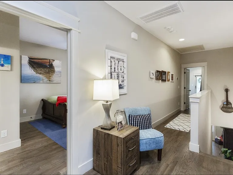 1414 Lillian St #B — Photo 10