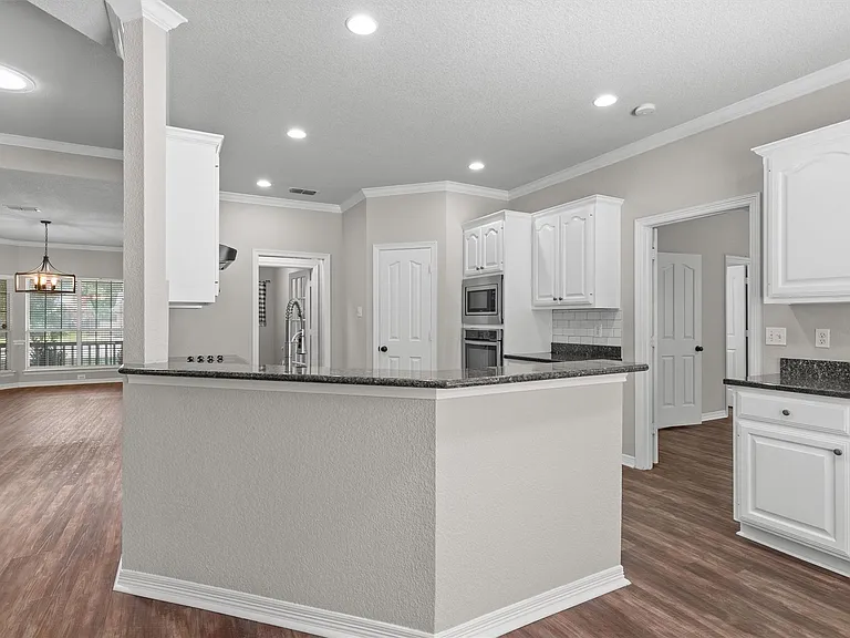 2900 Brandy Ln — Photo 9