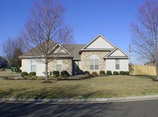 100 Louisa Ln, Georgetown, KY 40324