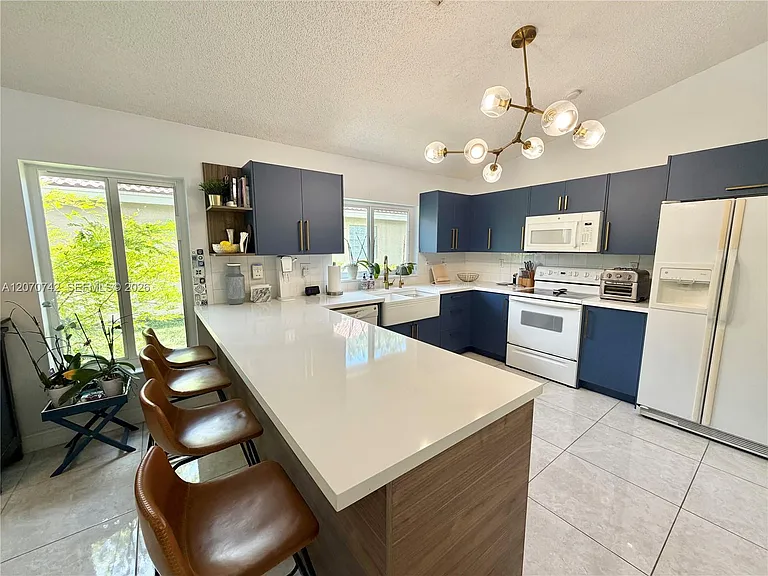 415 NW 165th Ave — Photo 17