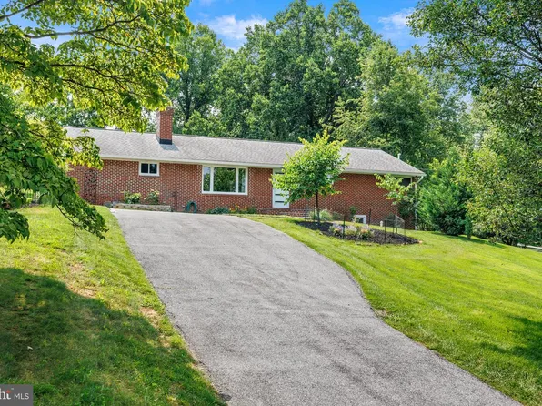 4786 Beechwood Rd, Ellicott City, MD 21043