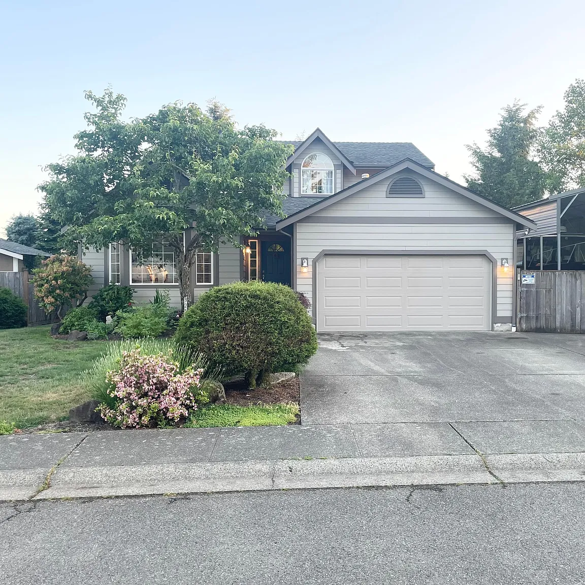 32511 Newcastle Dr photo 1
