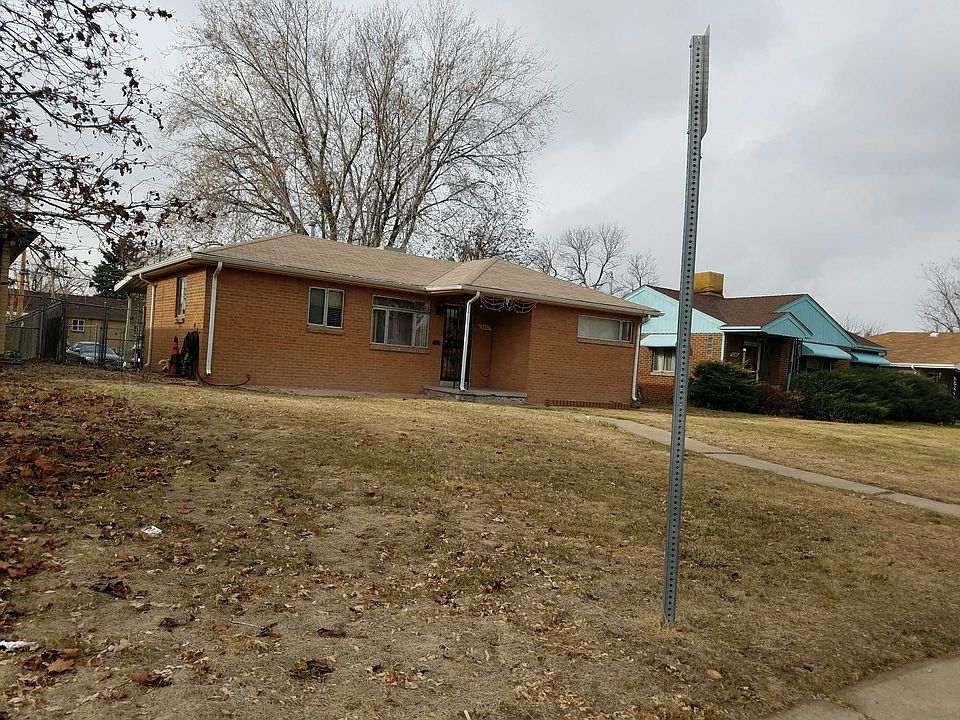 2nd image of 3331 Birch St