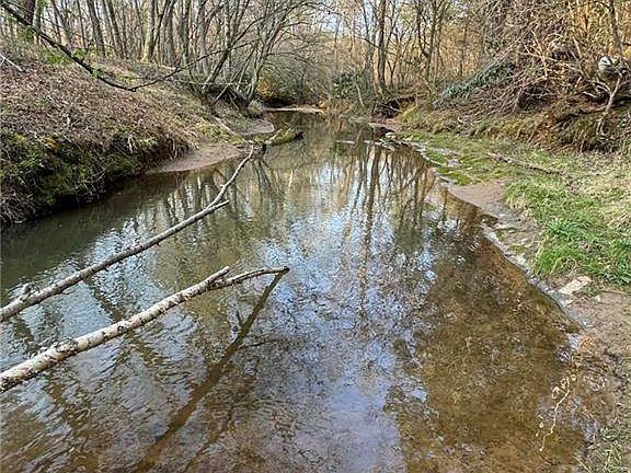 4th image of Billings Hill Church Rd