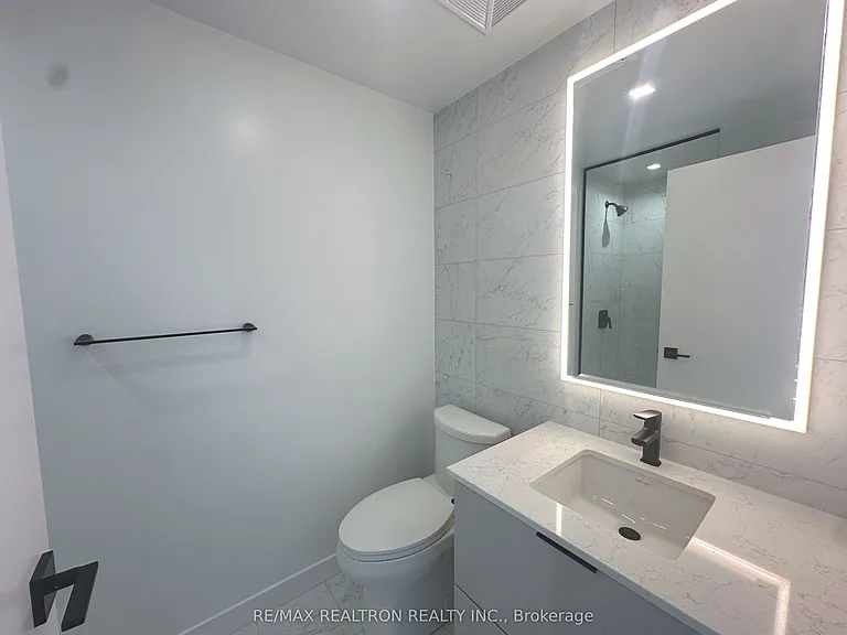 609 Sherbourne St #3004 — Photo 5