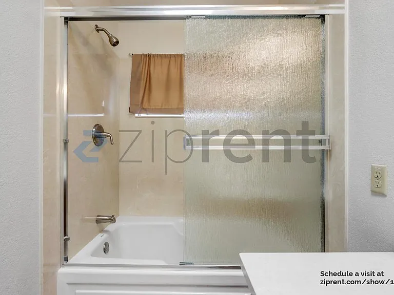 8633 Northam Dr — Photo 11