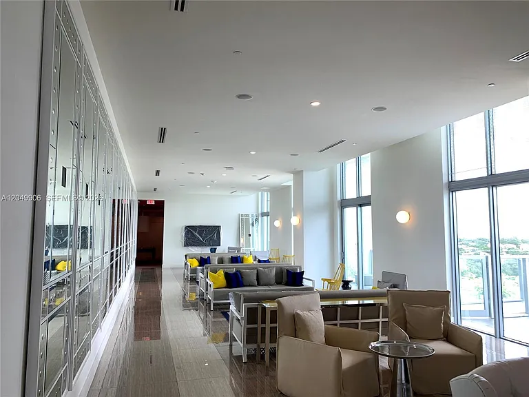 2000 W Metropica Way #1603 — Photo 31