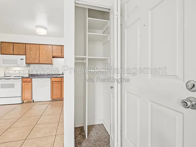2575 S Syracuse Way #A105 — Photo 4
