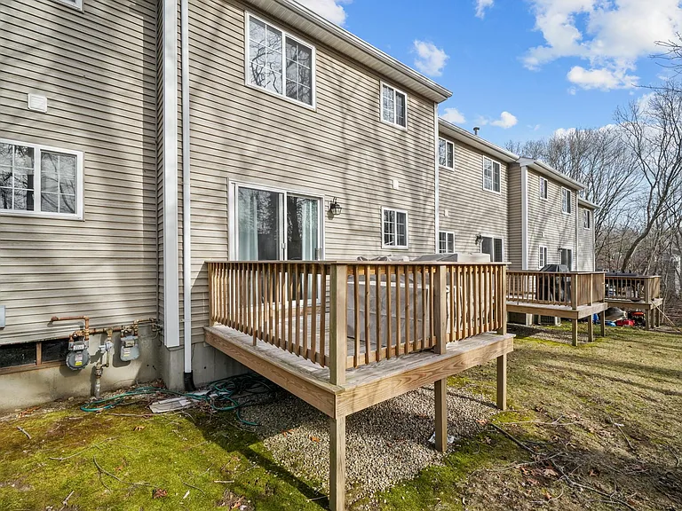 5400 Post Rd — Photo 19