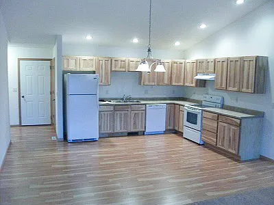 5596 165th St E — Photo 2