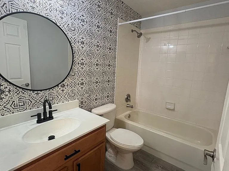4209 Austen Falls Ln — Photo 24