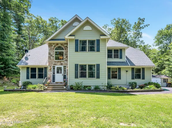 3815 Foxborough Ct, Stroudsburg, PA 18360