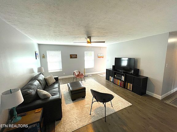 4th image of 1764 Meadow Ridge Cir
