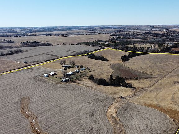 3rd image of 9500 W Old Cheney Rd