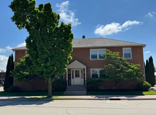 1204 11th Ave UNIT 1, Grafton, WI 53024