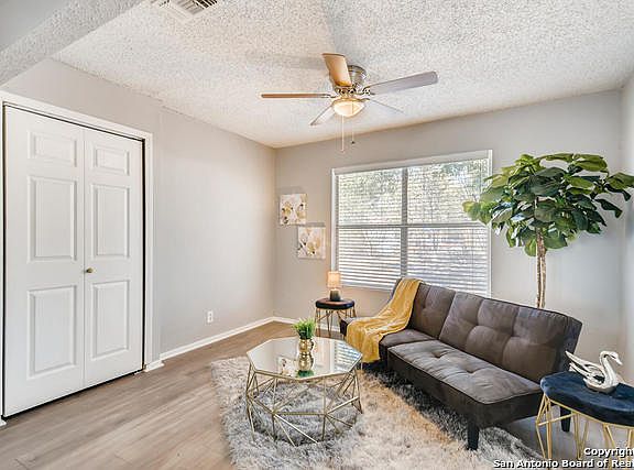 5th image of 5221 Foxcross Dr