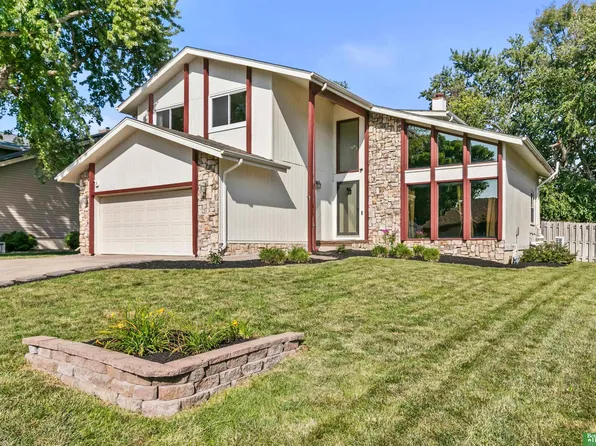 7013 S 140th Ave, Omaha, NE 68138