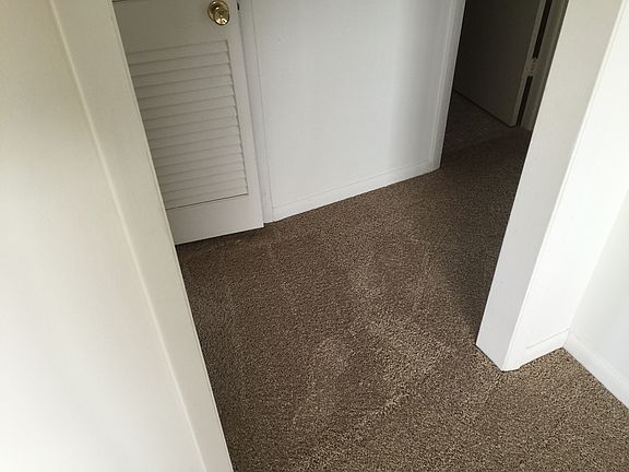 4th image of 408 Emerald Dr S