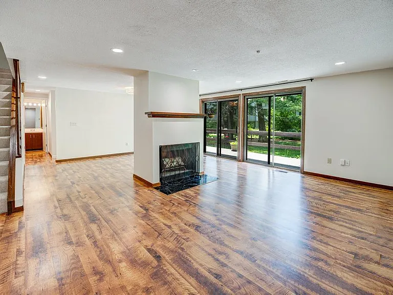 559 Great Elm Way #559 — Photo 7