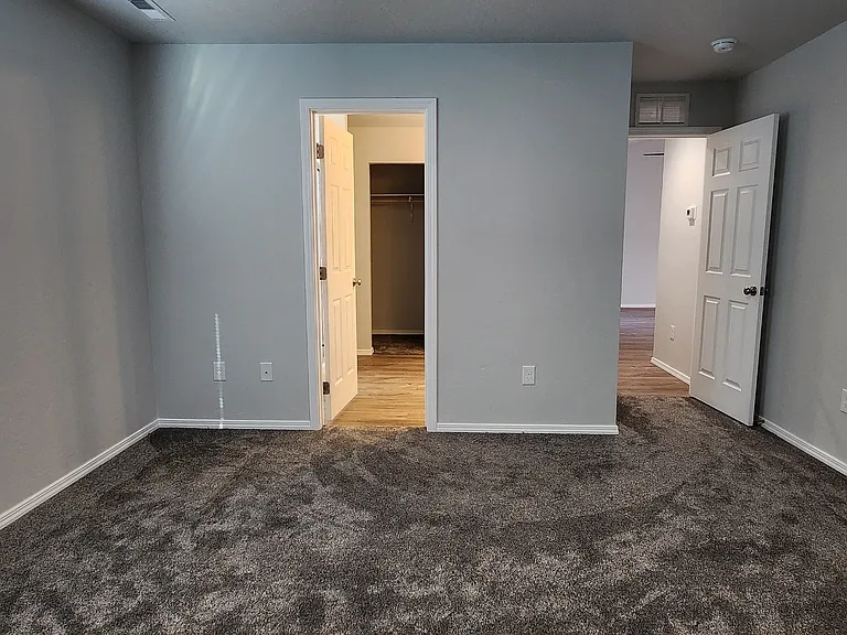 409 Hildago Way — Photo 8