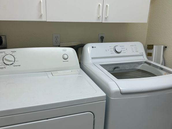 6180 Silver Lakes Dr E