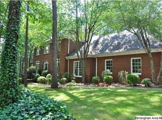 2576 Dolly Ridge Rd, Vestavia, AL 35243