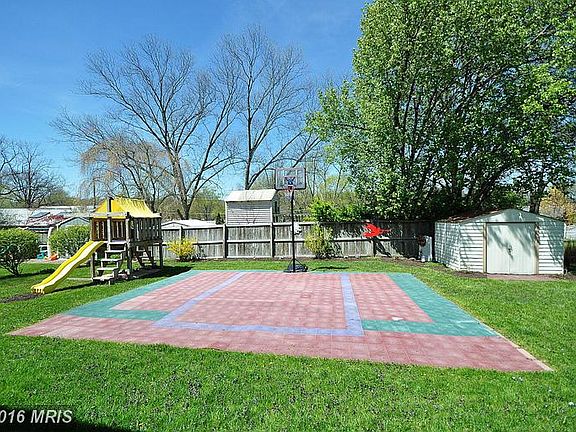 5th image of 2020 Pleasant Villa Ave