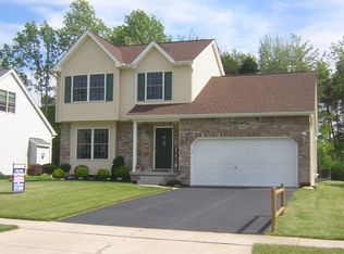 1396 Evergreen Dr, Lake View, NY 14085