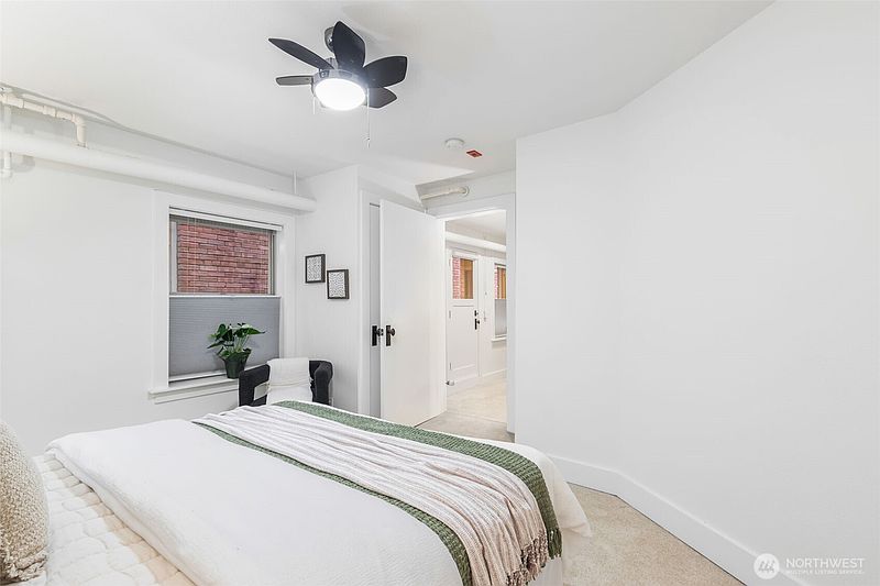 4th image of 117 John Street #9