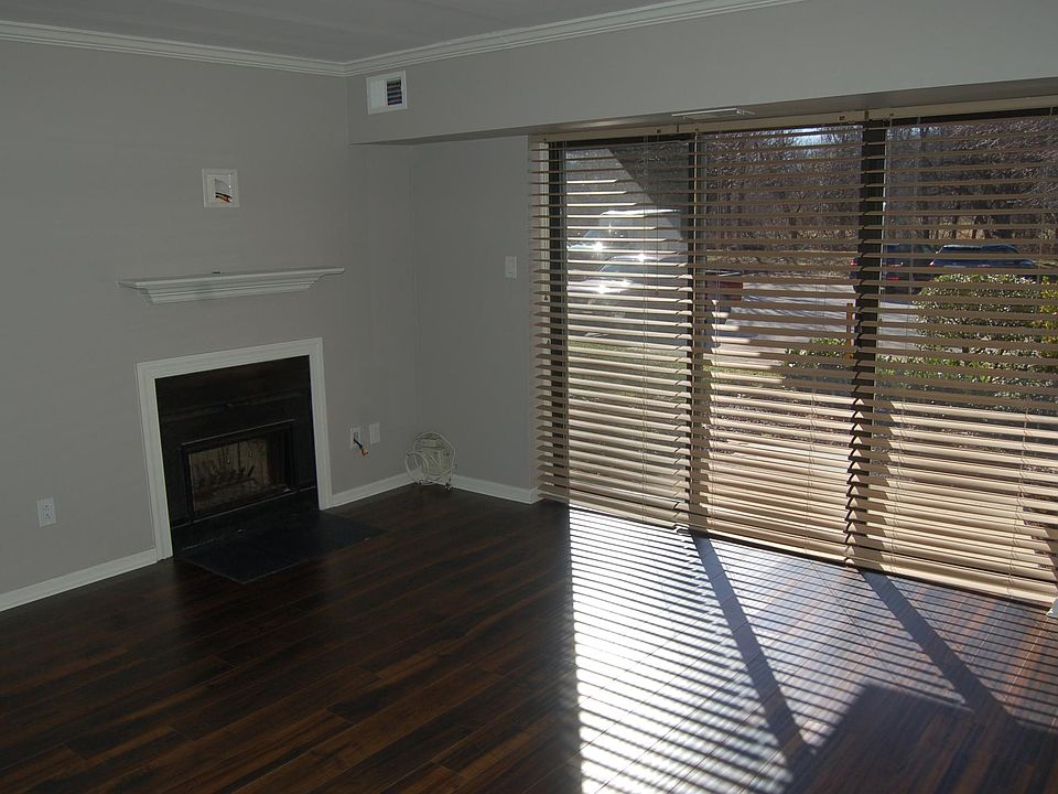 Sunny Livingroom