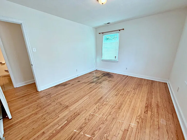 4838 Stanley Dr — Photo 24