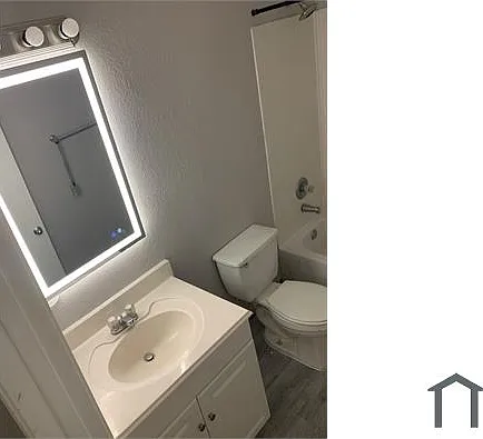 5 bed, 3304 sqft, $2,500 — Photo 4