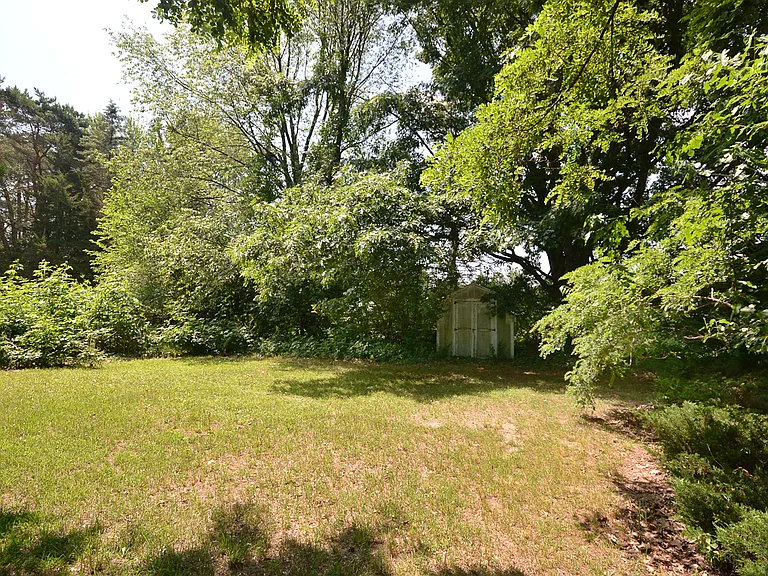 4745 Briarhill Dr — Photo 33