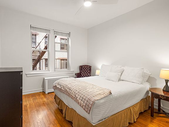 3rd image of 170 E 94th St APT 2E