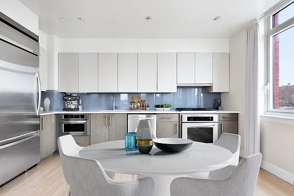 Sold by Compass | media 1